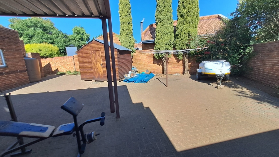 3 Bedroom Property for Sale in Heuwelsig Free State